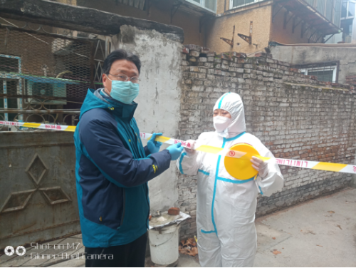 济南市政府资金结算中心选派人员积极参与社区排查随访工作265.png